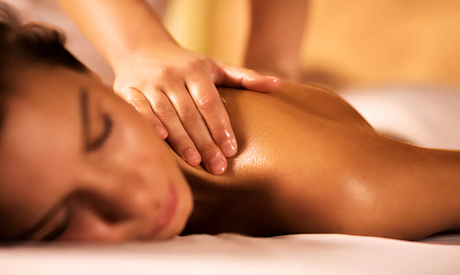 Professional Massage & Spa Near Me in Melbourne Professional Massage & Spa Near Me in Melbourne