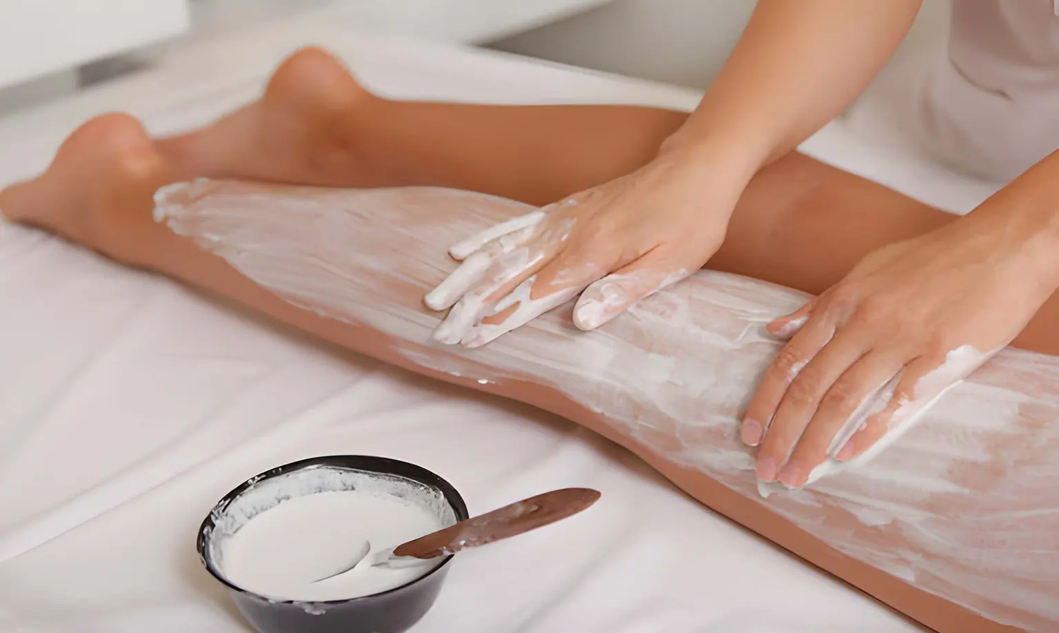 Relaxing body wrap treatment in Melbourne