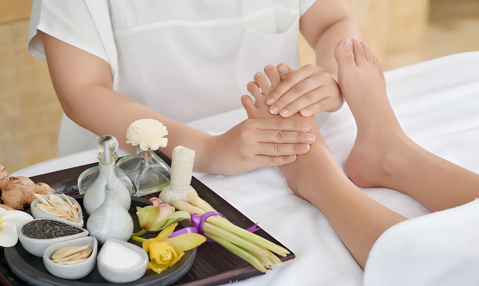 Affordable foot spa treatment near Melbourne Affordable foot spa treatment near Melbourne