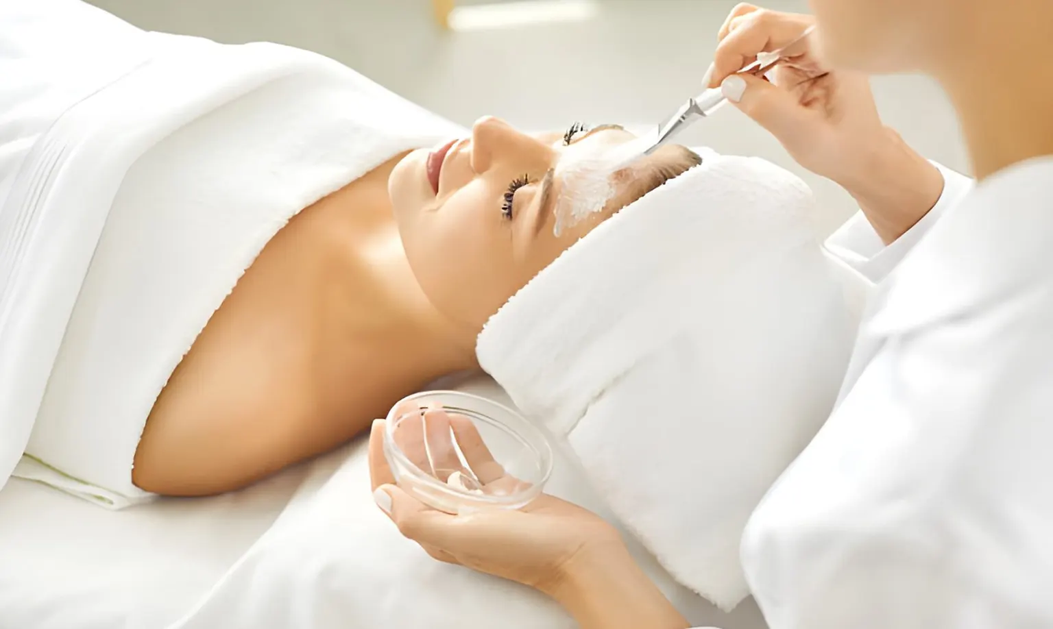 Deep cleansing renewal facial treatment Melbourne