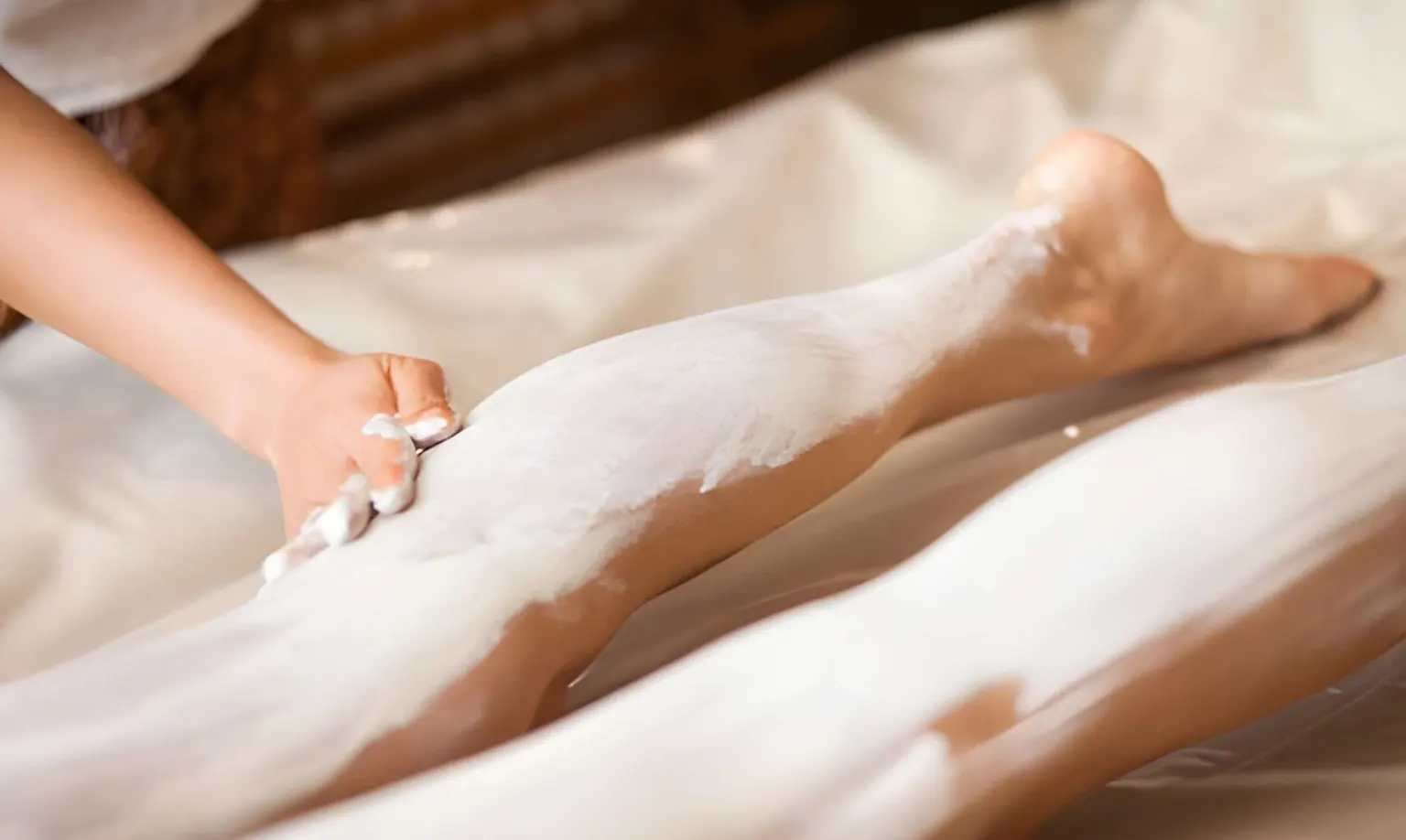 Hydrating body wrap treatment Melbourne spa Hydrating Body Wrap Treatment Melbourne Spa