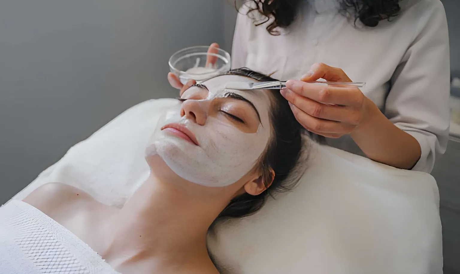 Hydrating Glowing Facial Treatment Melbourne